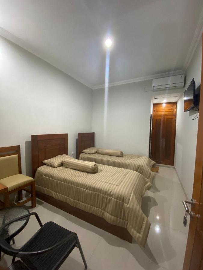 Hotel Kaliu Pacitan Εξωτερικό φωτογραφία