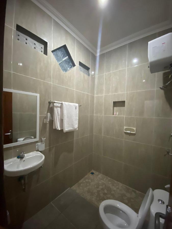 Hotel Kaliu Pacitan Εξωτερικό φωτογραφία